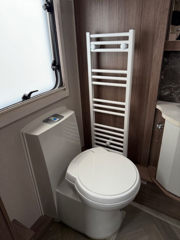 2026 Coachman VIP 575