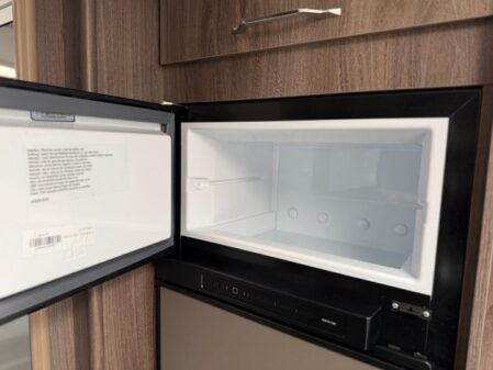 2025 Coachman Laser Xcel 845