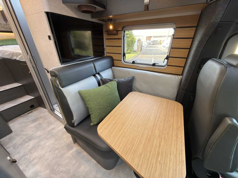 2026 Hymer ML-T 570 Crossover