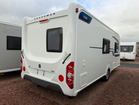 2016 Coachman VIP 520
