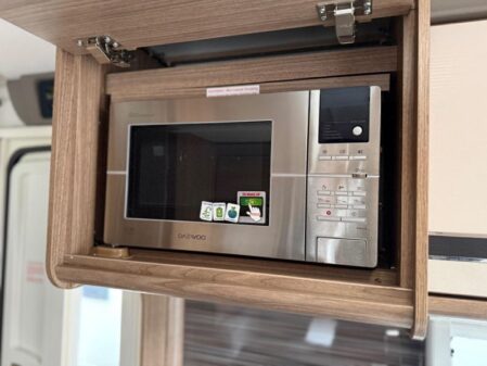 2016 Coachman VIP 520
