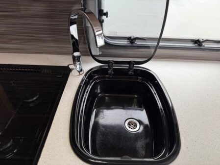 2016 Coachman VIP 520