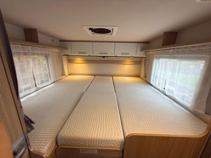 2019 Sunlight i68