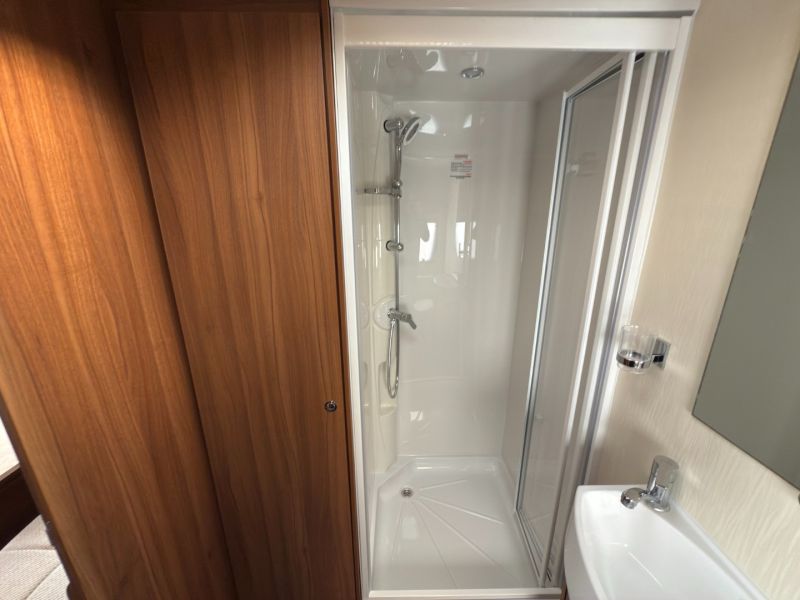 2016 Elddis Affinity 530