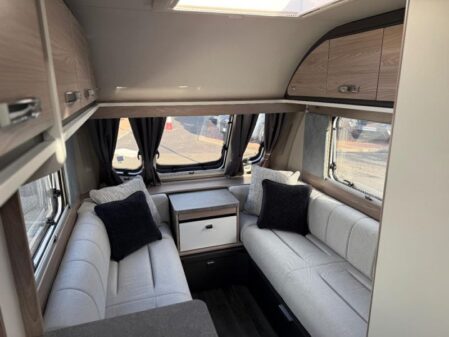 2026 Swift Challenger 390