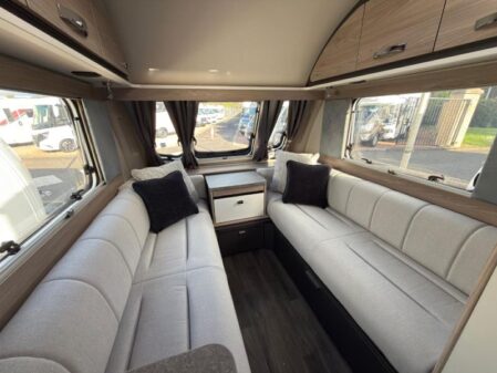 2026 Swift Challenger 390