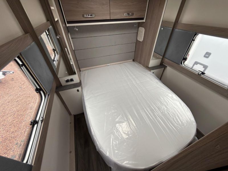 2027 Swift Challenger 560