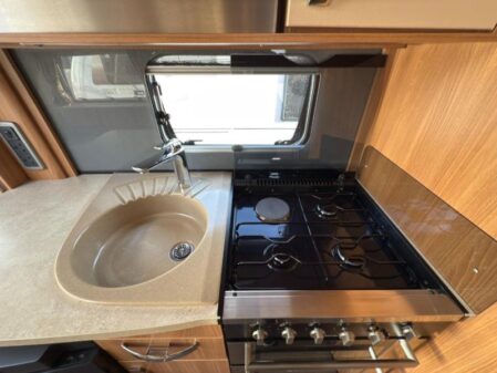 2014 Swift Conqueror 480
Incl Mover
