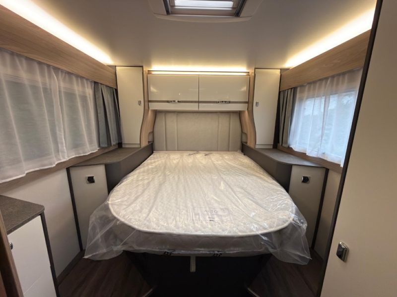 2026 Swift Voyager 494