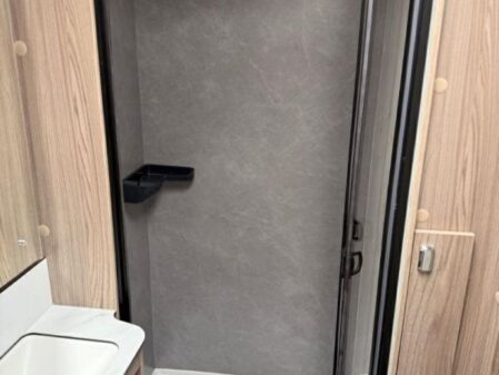 2025 Swift Challenger 480
Incl Mover