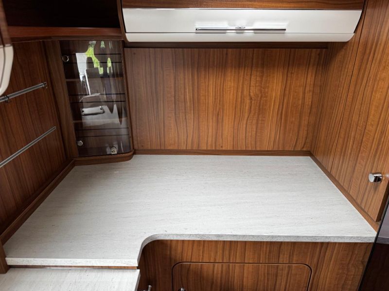 2017 Hymer B-Class 444 DL