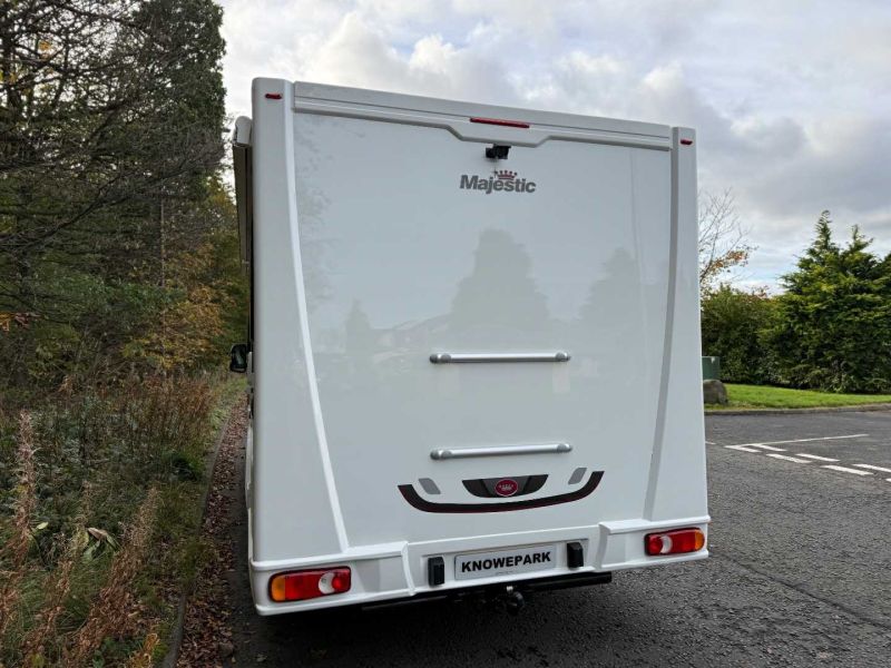 2015 Elddis MAJESTIC 275