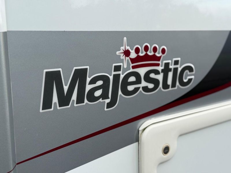 2015 Elddis MAJESTIC 275
