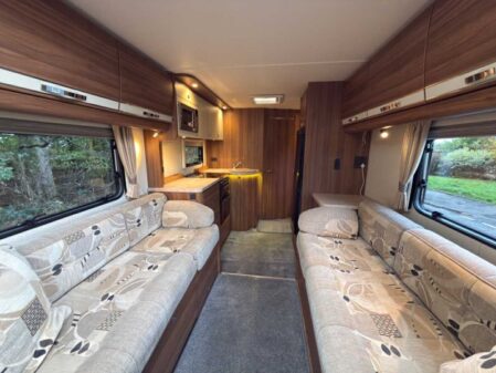 2015 Elddis MAJESTIC 275