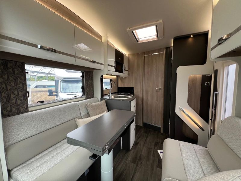 2024 Swift Escape 684