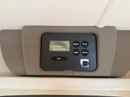 2014 Coachman Laser 620